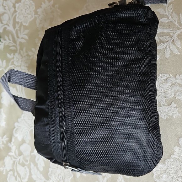 NWT Travel Backpack - Picture 5 of 15